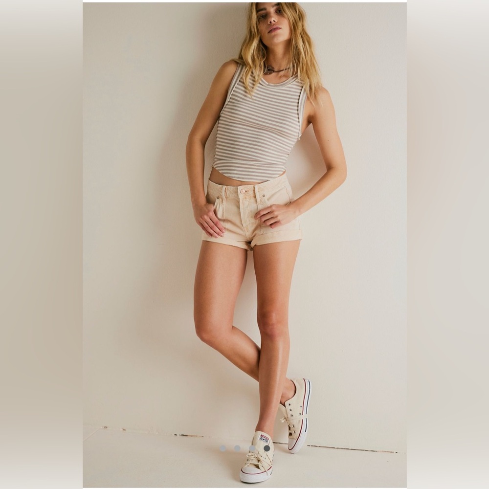 NWOT Free People We The Free Beginners Luck Slouch Shorts - Picture 4 of 10